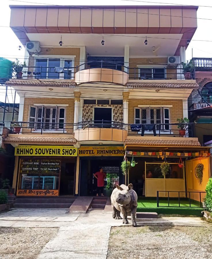 Hotel Rhinoceros-Homestay Sauraha Exterior foto